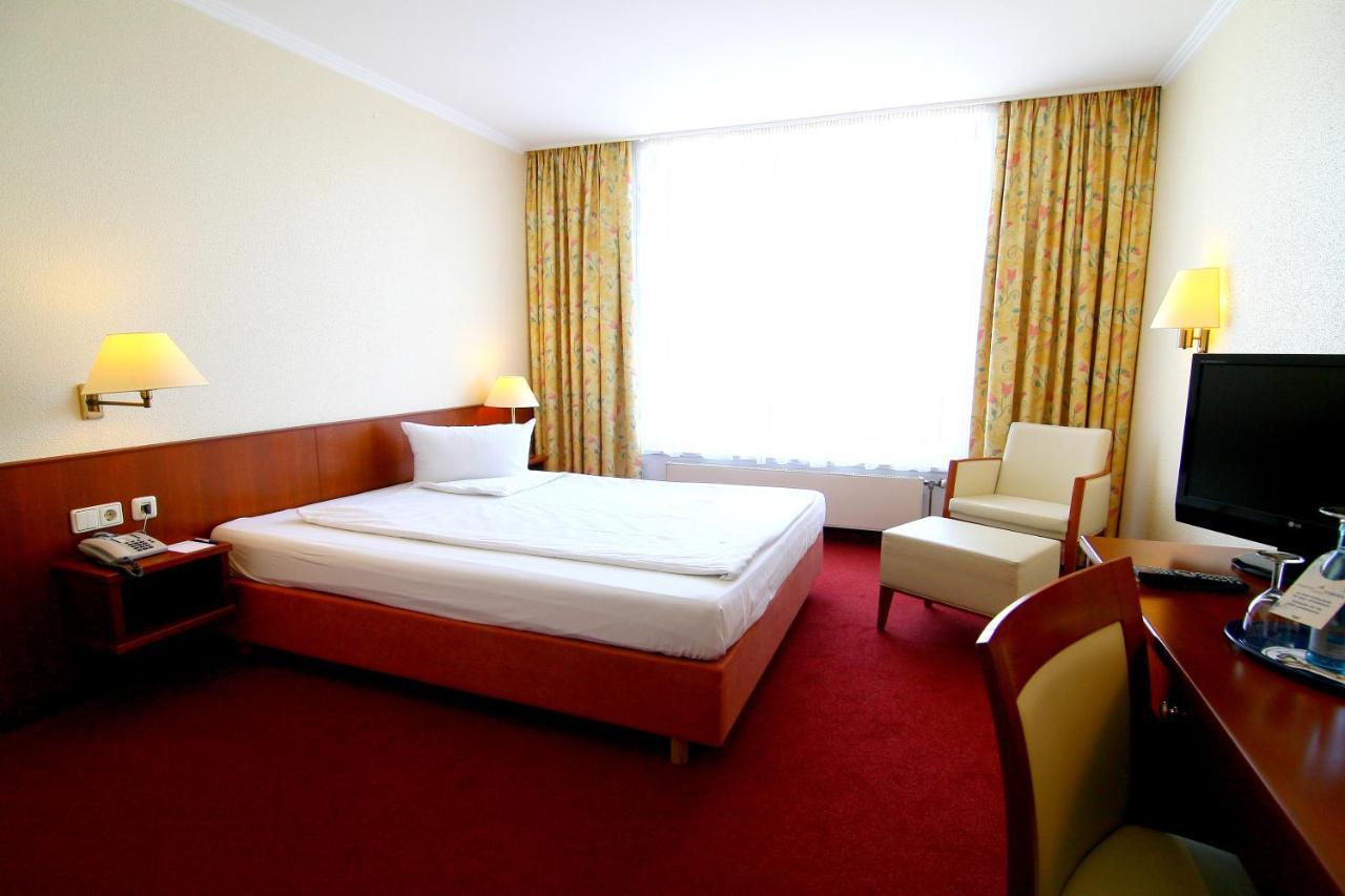 Alleehotel Europa Bensheim Exteriör bild
