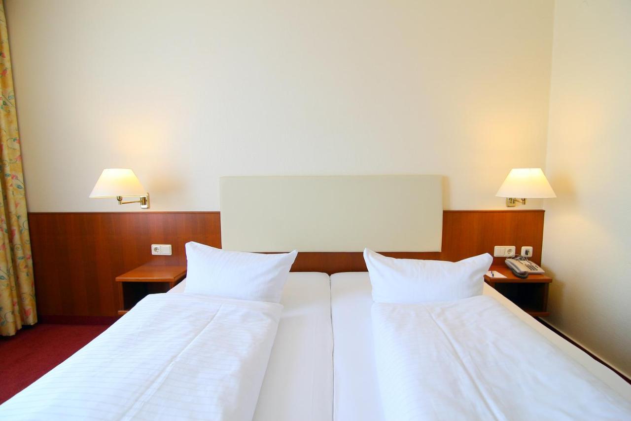 Alleehotel Europa Bensheim Exteriör bild
